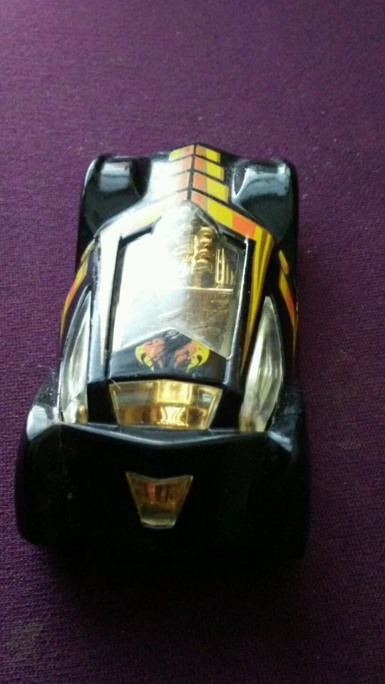  HOT WHEELS 2002 SINISTRA  Black/Multi Colors - Image 3 of 4