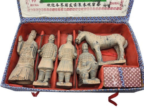 Guerreros chinos de terracota de colección con armas - Imagen 3 de 5