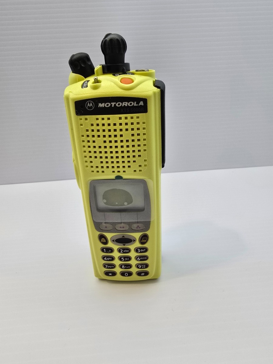 MOTOROLA XTS5000 III 380-470 MHz P25 Police Fire EMS Radio