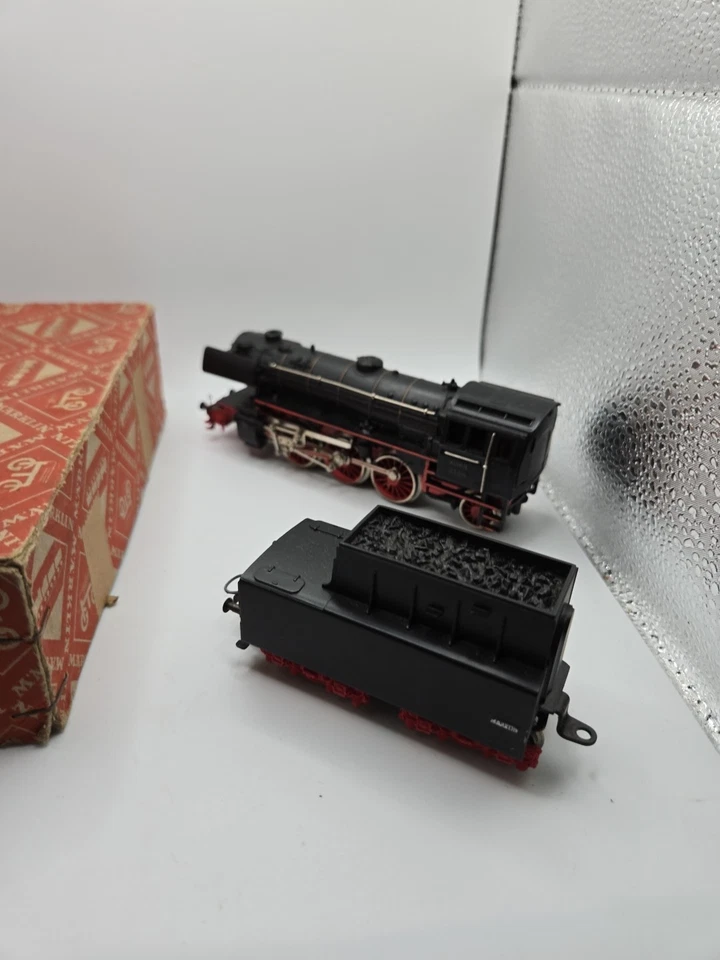 LOCOMOTIVA VAPORE IN METALLO CON EXTENDER MARKLIN VINTAGE  - Immagine 3 di 4