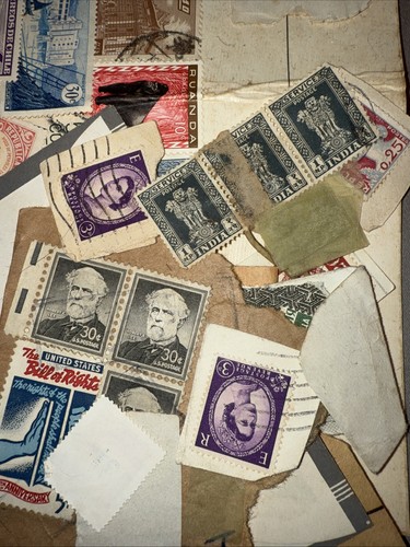 Vintage Stamp Album Stamps Of The World 1960’s Collection 100’s Of Loose Stamps! - Picture 19 of 24
