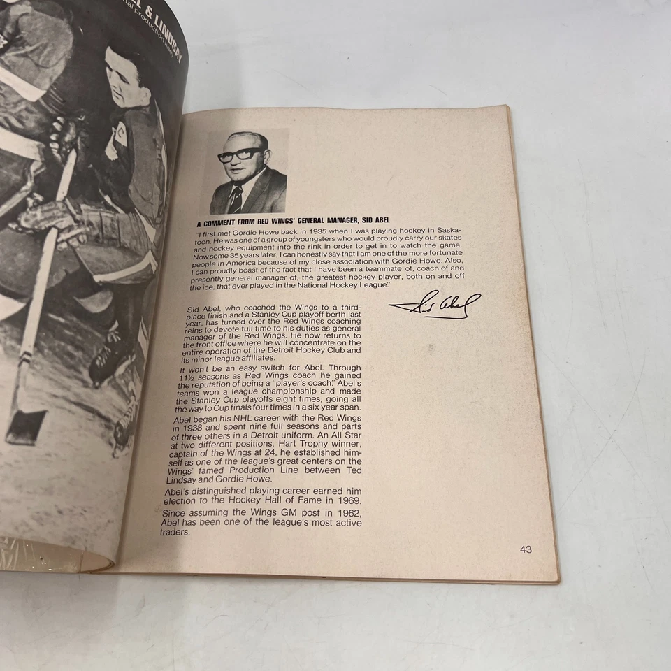 FIRMADO De Colección 1970-71 Gordie Howe Detroit Red Wings NHL Hockey Anuario Howe Foto 4 de 4