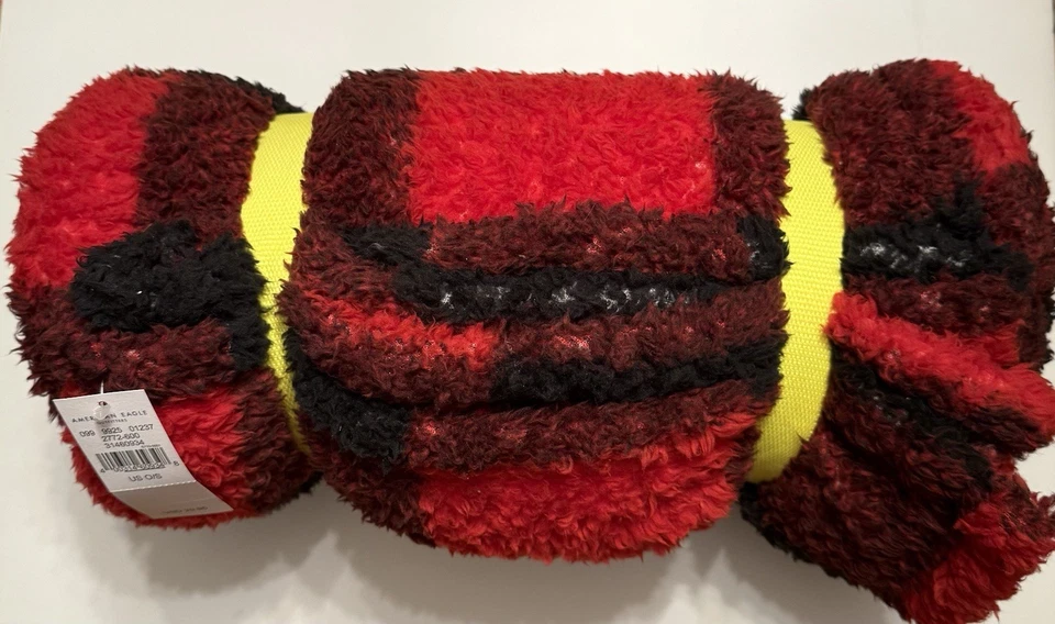AMERICAN EAGLE BLACK & RED BUFFALO PLAID BLANKET - Image 2 of 2