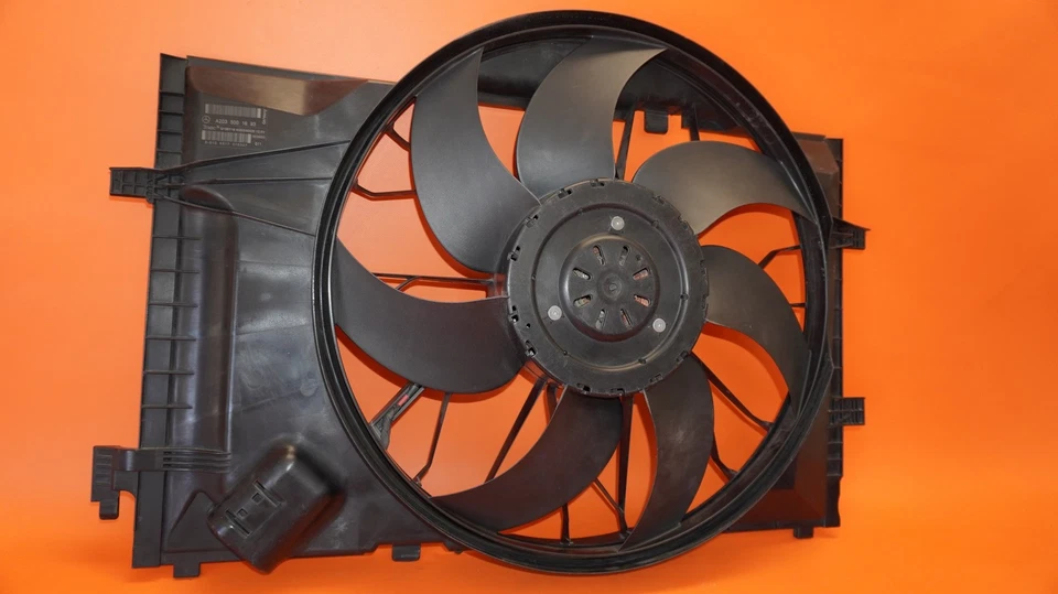 MERCEDES BENZ C320 COOLING FAN 2005 2006 2007 C230 600W A2035001693 OEM - Image 2 of 4