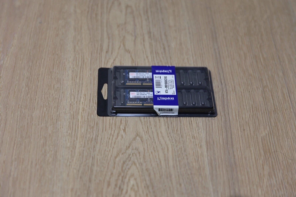 2x Kingston 2GB 2Rx8 PC3-8500 Sodimm Arbeitsspeicher / Apple Macbook