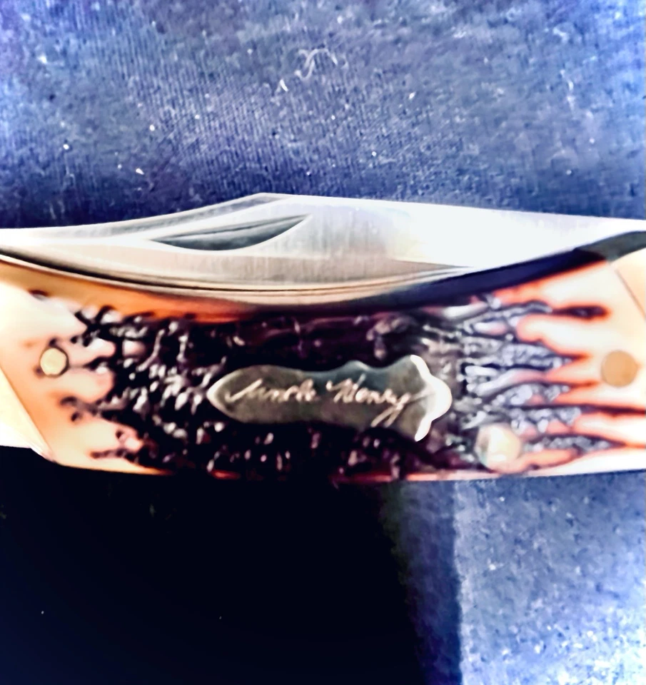 Cuchillo plegable Schrade Tío Henry Modelo LB8 con funda de cuero y caja Foto 3 de 4