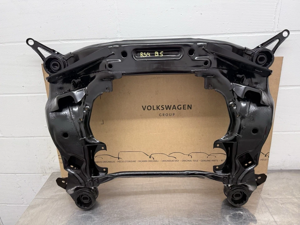 Subchasis delantero Audi RS4 B5 2.7 Bi Turbo ASJ 8D0399313BT 2001 Foto 4 de 4