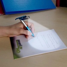 4in1 Kugelschreiber Bleistift LED-Licht klappbarer Ständer multifunktional