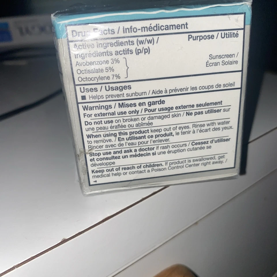 Sistema de retexturización Amway Artistry Labs - Suero 1 OZ y exfoliación 0,5 OZ - Nuevo en caja Foto 3 de 3