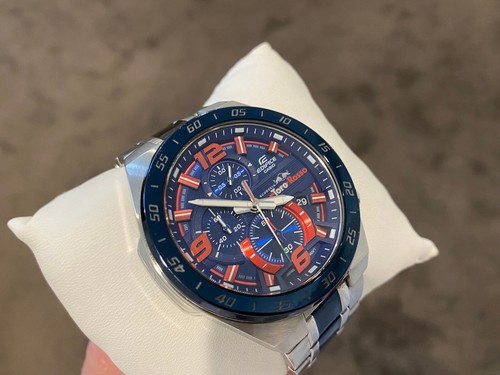 Casio EDIFICE SCUDERIA TORO ROSSO Formula One 2019 Limited EFR-564TR-2A - Picture 2 of 13