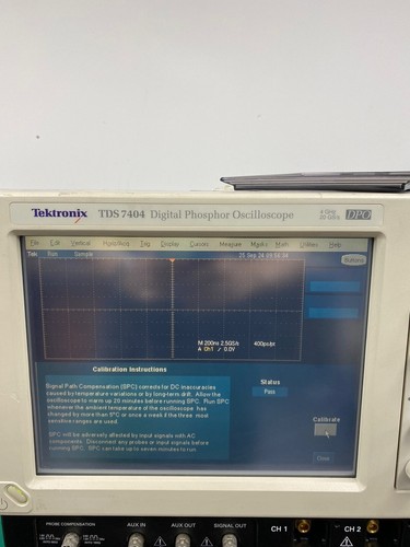 Tektronix TDS7404 Oscilloscope Digital 4GHz Bandwidth 20GS/s, 4ch, opt 3M(16M Ma - Picture 12 of 17