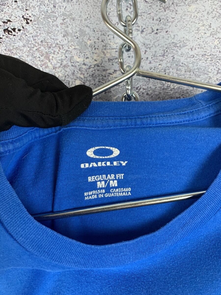 VINTAGE 90s Y2K OAKLEY BLUE MEN'S T SHIRT BIG LOGO SIZE M | eBay VINTAGE 90s Y2K OAKLEY BLUE MEN'S T SHIRT BIG LOGO SIZE M | eBay