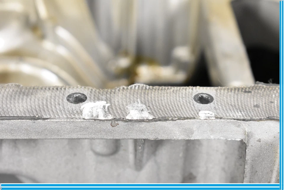 05-11 Mercedes W211 E350 CLK350 cárter de óleo superior do motor defletor panela 2720142102 fabricante de equipamento original - Imagem 4 de 4