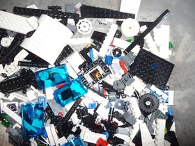 LEGO Space: Police Galactic Enforcer (5974) near complete, great stickers