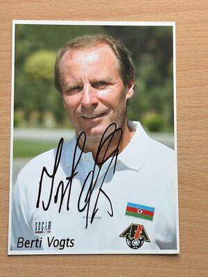 Berti Vogts Autogrammkarte original signiert #32595