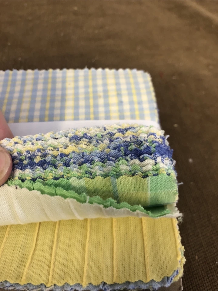 Juego de 2 paquetes de dijes Moda Sunshine (líneas a cuadros) Foto 4 de 4