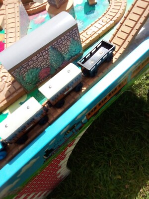 Thomas & Friends My First Train Table