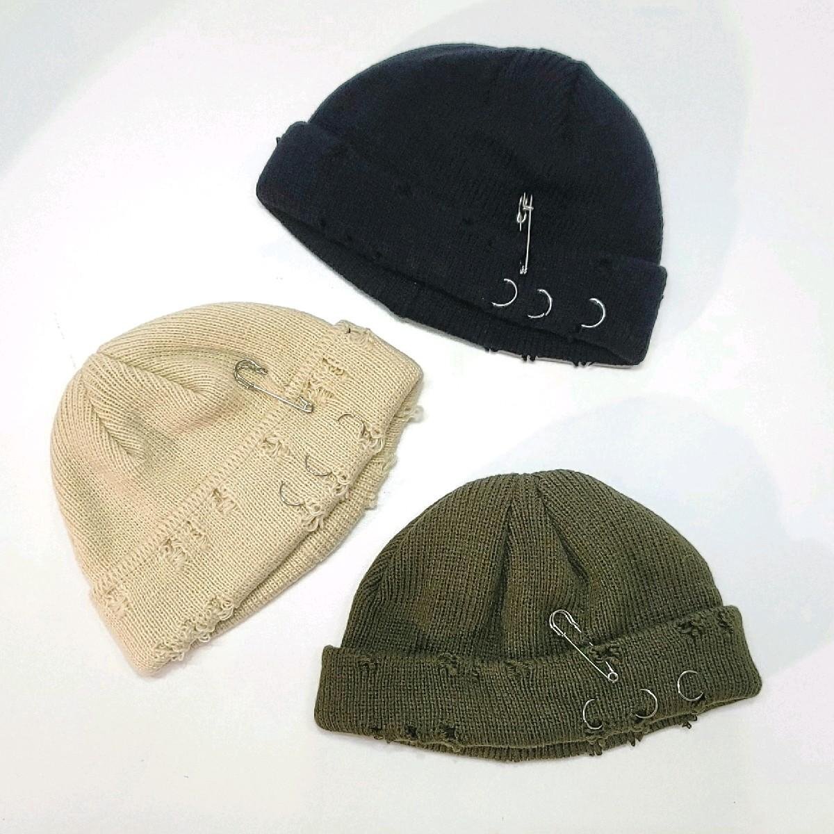High Level HL Men's Knitted Skully Beanie Ripped Distressed with Safety pin  ring