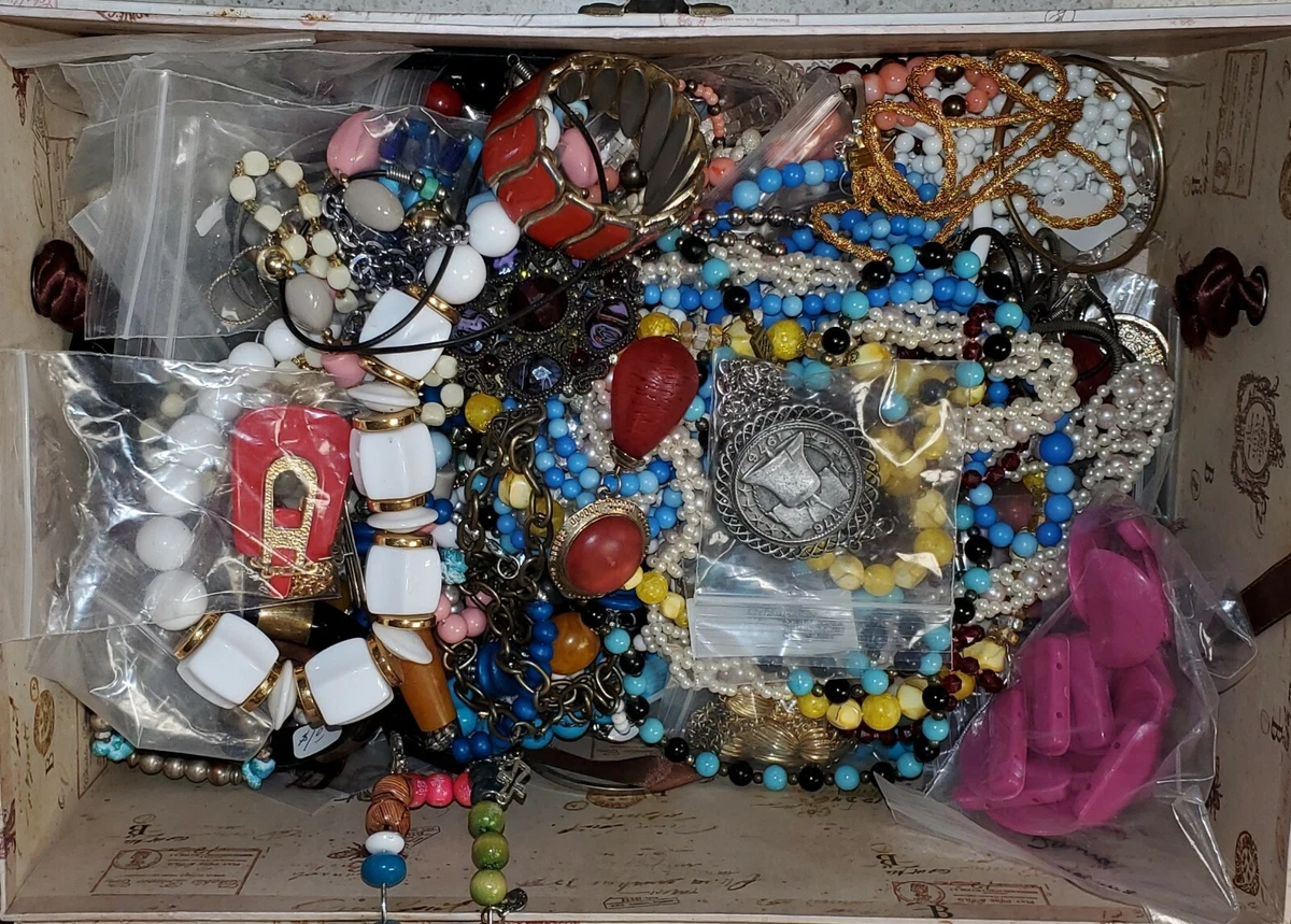 Repurposing vintage deals jewelry