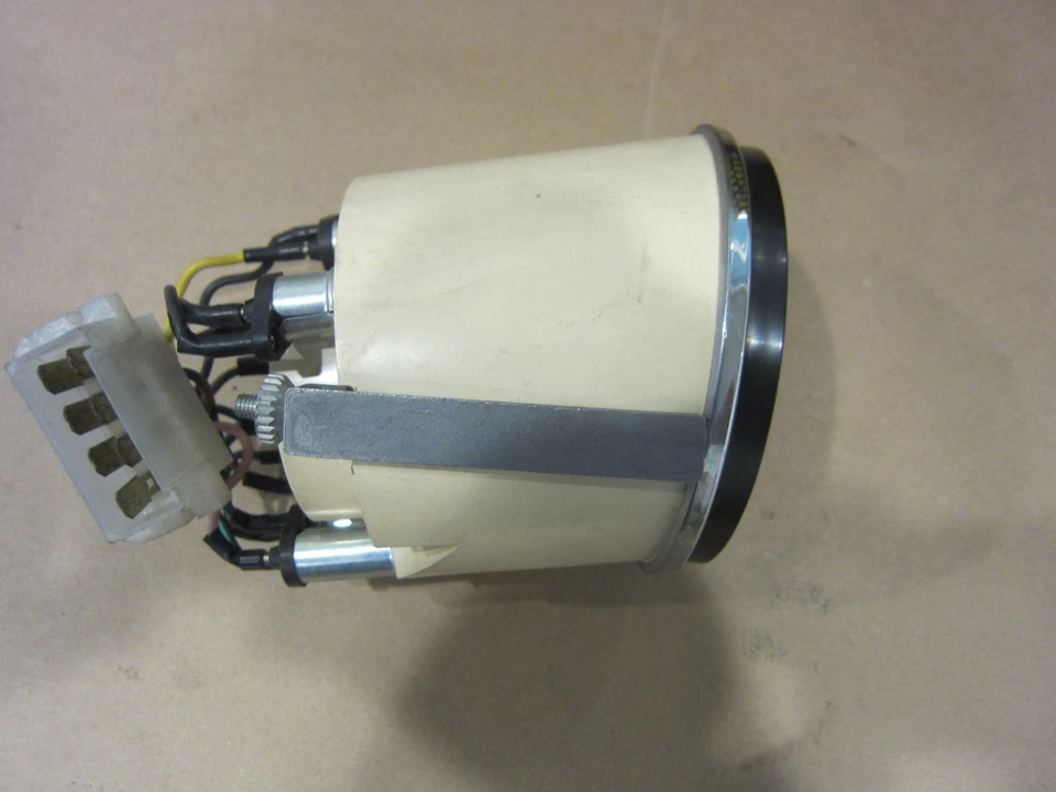 Ferrari 308GT4 Dino - Contador de revoluciones / Velocímetro Tacómetro - Parte # 40200800 Foto 3 de 4