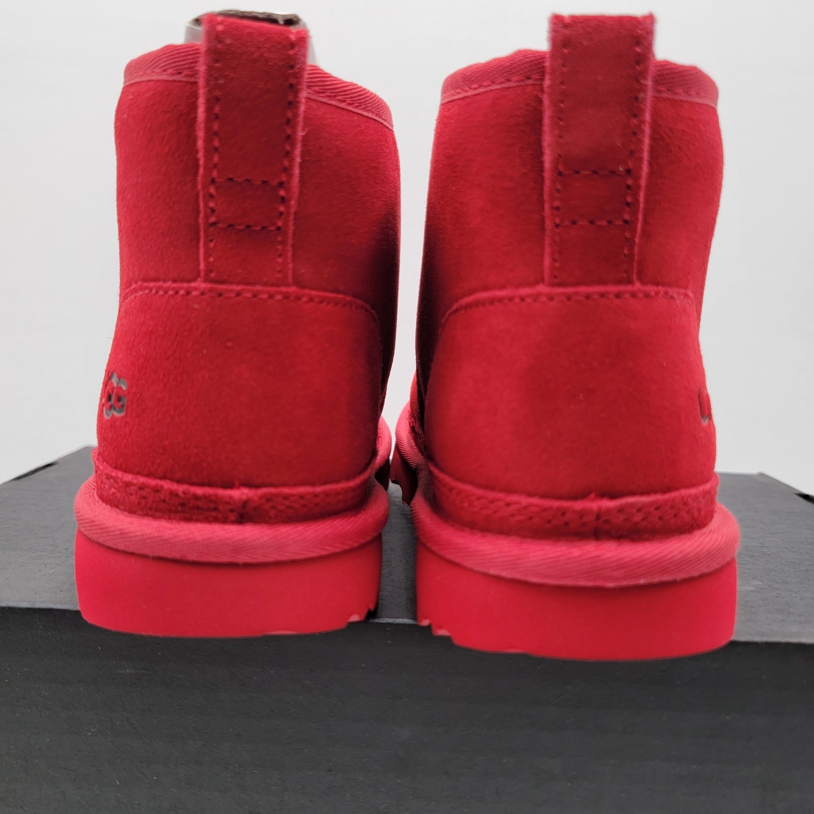 Uggs Neumel II Boot Kids 'Samba Red' - Size 3 - New in Box image 5