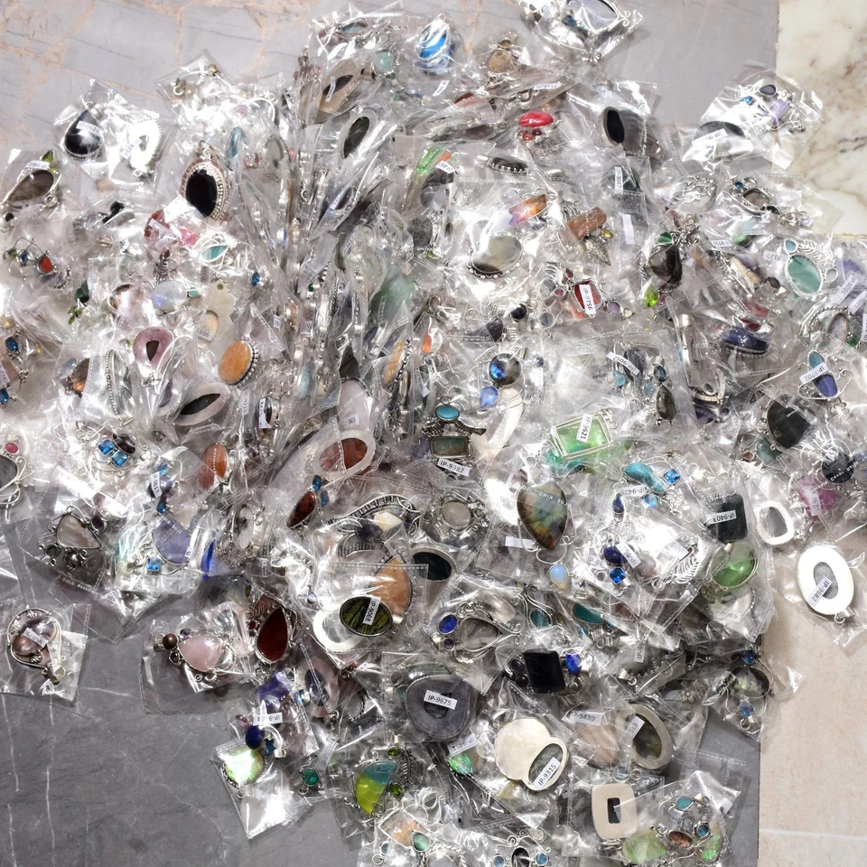 Lote de joyas al por mayor colgante enchapado en plata de ley 925 con piedras preciosas mezcladas de tamaño libre Foto 3 de 4