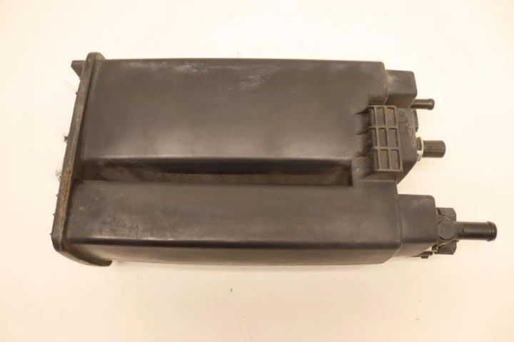 2004-2020  Nissan Titan Armada Fuel Vapor Canister Assembly OEM with warranty Foto 4 de 4