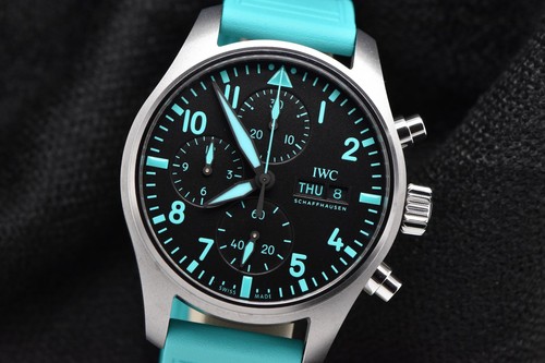 2025 IWC Pilot Chronograph Mercedes-AMG Petronas F1 Edition IW388108 Full Set