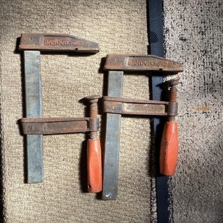 2 Original Sandvik clamps