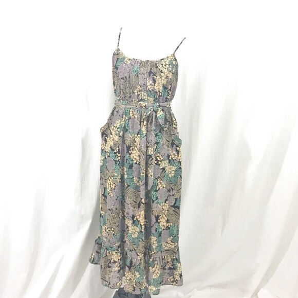 heart in the sun midi dress green Black & Green Heart Print Sweetheart Neckline Midi Dress