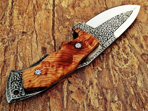 D2 STEEL CUSTOM HAND ENGRAVED HUNTING BOOT DAGGER KNIFE WOOD GRIP - Foto 6 di 9