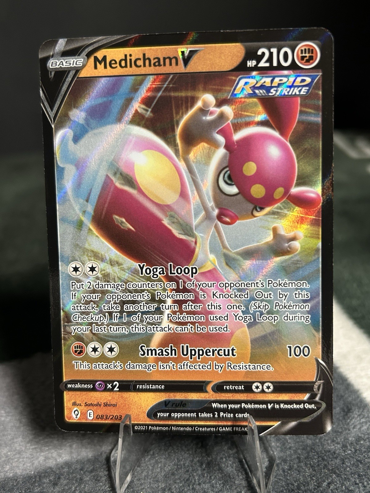 Medicham V 083/203 Pokemon Evolving Skies - Ultra Rare - NM