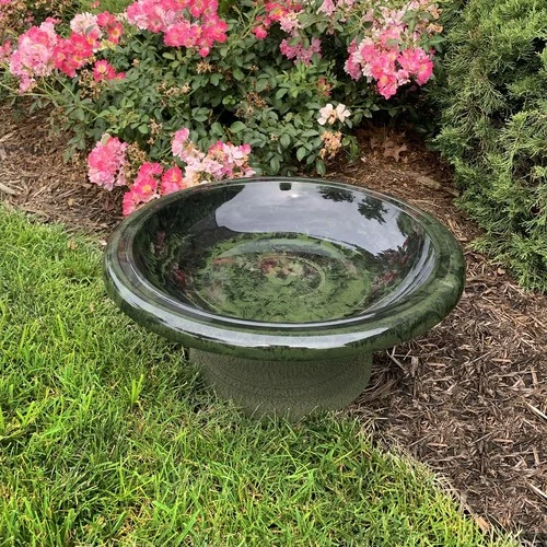 Birds and Beyond Bird Bath - Thumbnail 4