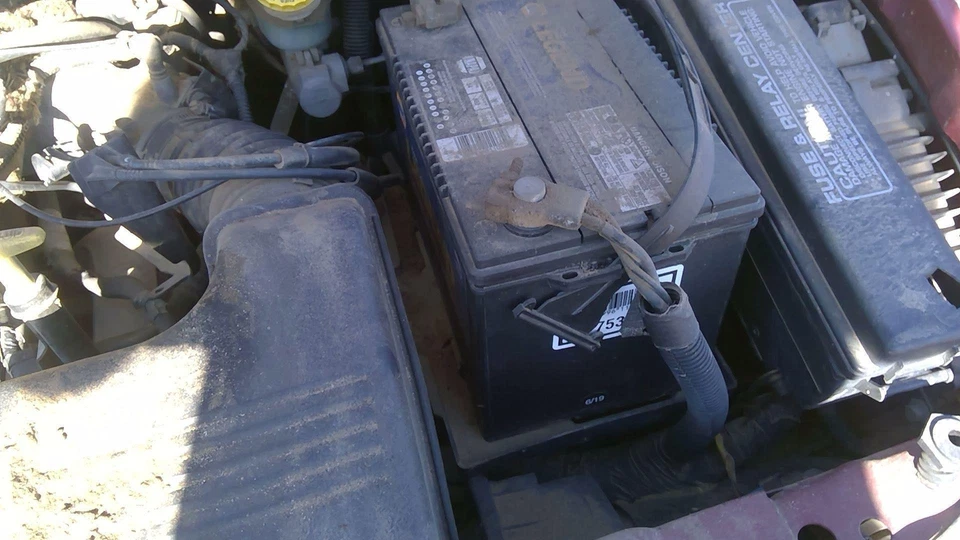 Bandeja completa de montaje en caja de batería Town & Country 1996-2000 con sujeción OEM 3,8 L Foto 3 de 4