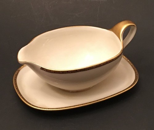 Vintage Eschenbach Gravy Boat with Attached Underplate / Germany - Picture 3 of 7
