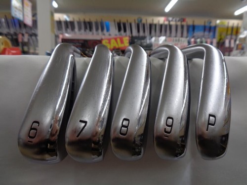 Mizuno JPX 921 HOT METAL Irons #6-9.P(5Clubs)/Zelos/Flex:R/Iron set