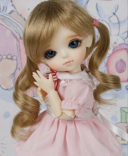 1/8 BJD Doll Lati Yellow Lumi Neutral Normal Color -Free Face Make Up+Free Eyes - Picture 2 of 4