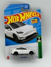 HOT WHEELS 2023 TESLA MODEL Y HW GREEN SPEED  NEW WHITE 37/250