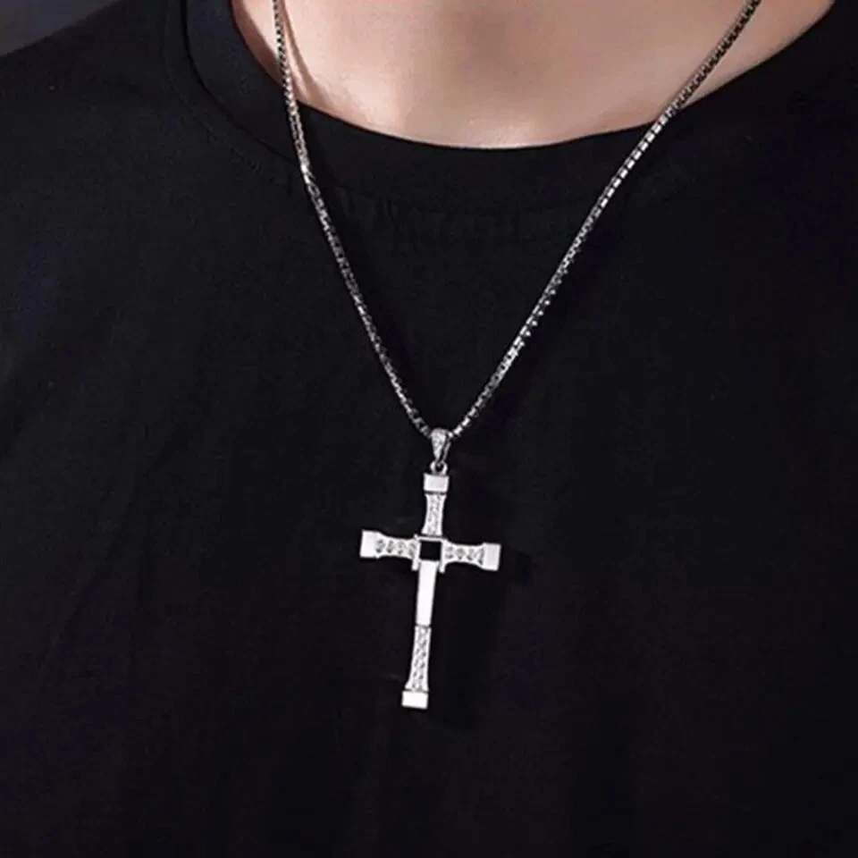 Collar Cruz Rápido y Furioso X Cadena Colgante Dominic Toretto Vin Diesel Regalo Foto 2 de 4