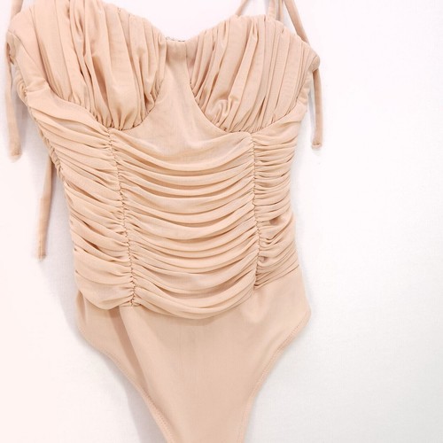 Body de malla Lulus talla XS rosa desnudo acanalado plisado corpiño a presión - Imagen 19 de 20