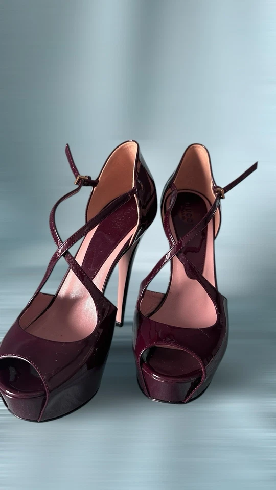 Gucci Auténticos 6,5 EE. UU. 36 Borgoña Charol Lili Puntera Abierta Zapatos de Tacón Foto 2 de 4