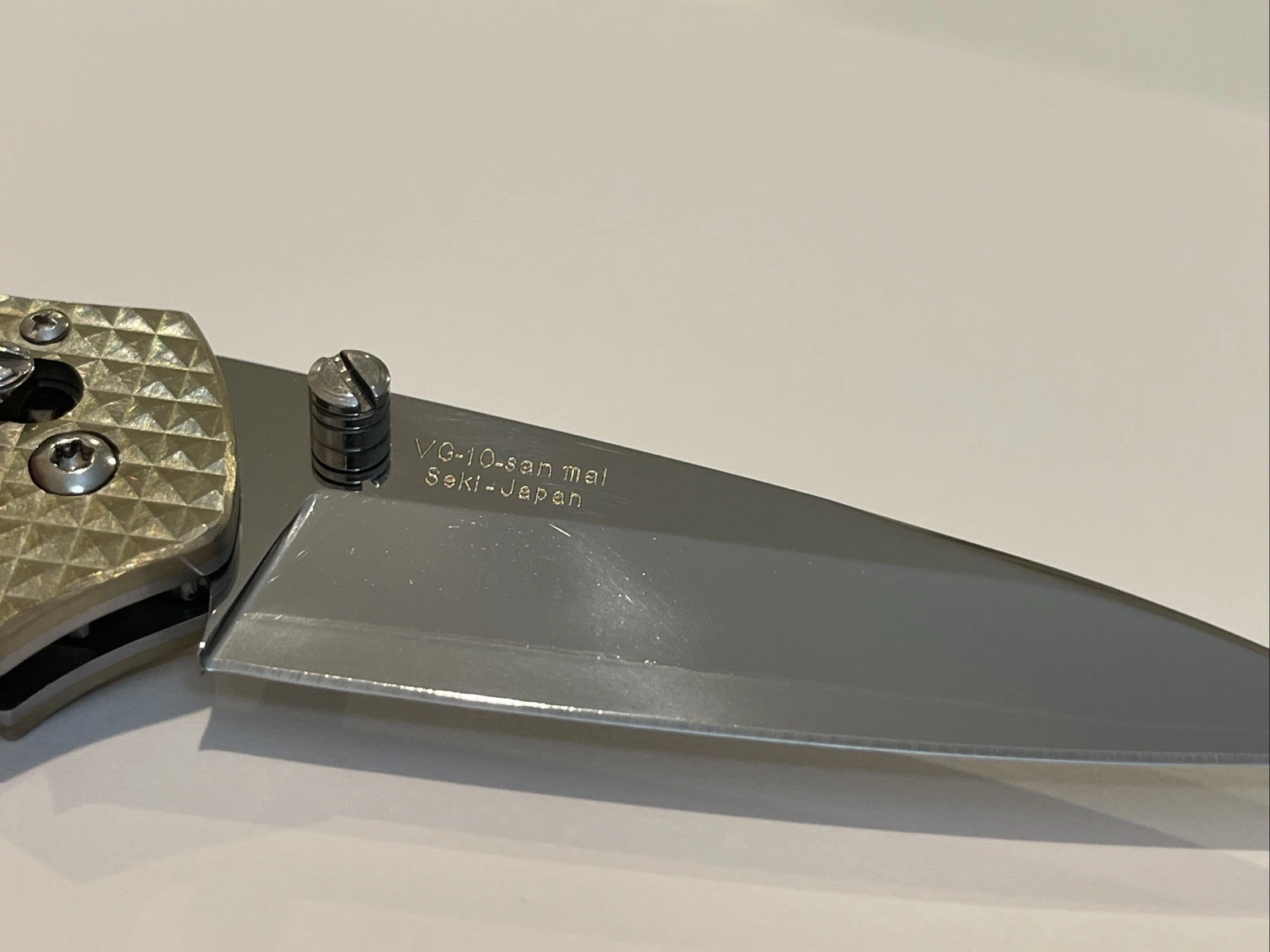 SOG CT-01 Facet Folding Knife VG-10 San Mai Carbon Fiber Handle Japan - product detail image 7