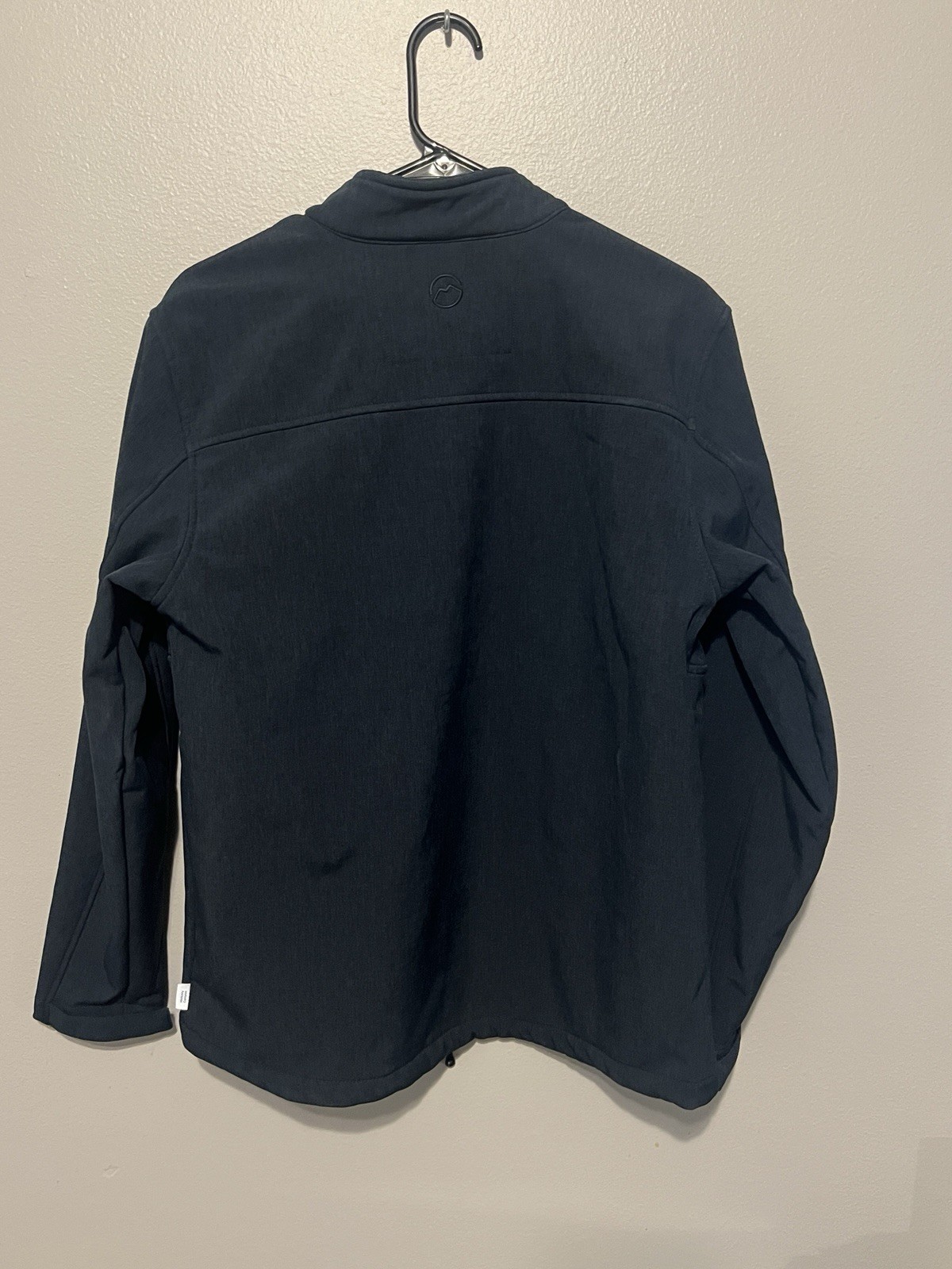 Magellan Outdoors Gray Softshell Jacket Full Zip … - image 4