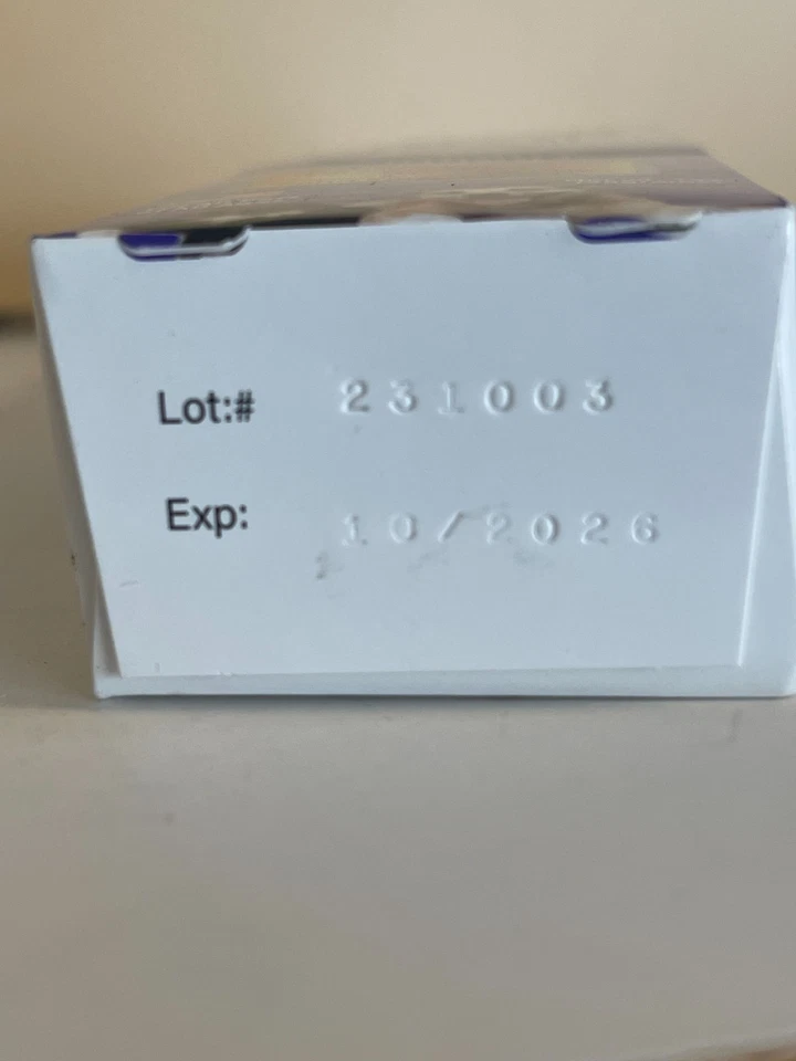 Topical Cream with Hydrocortisone 0.5% for Dogs & Cats, 1-fl oz bottle exp10/26 - Image 2 of 3