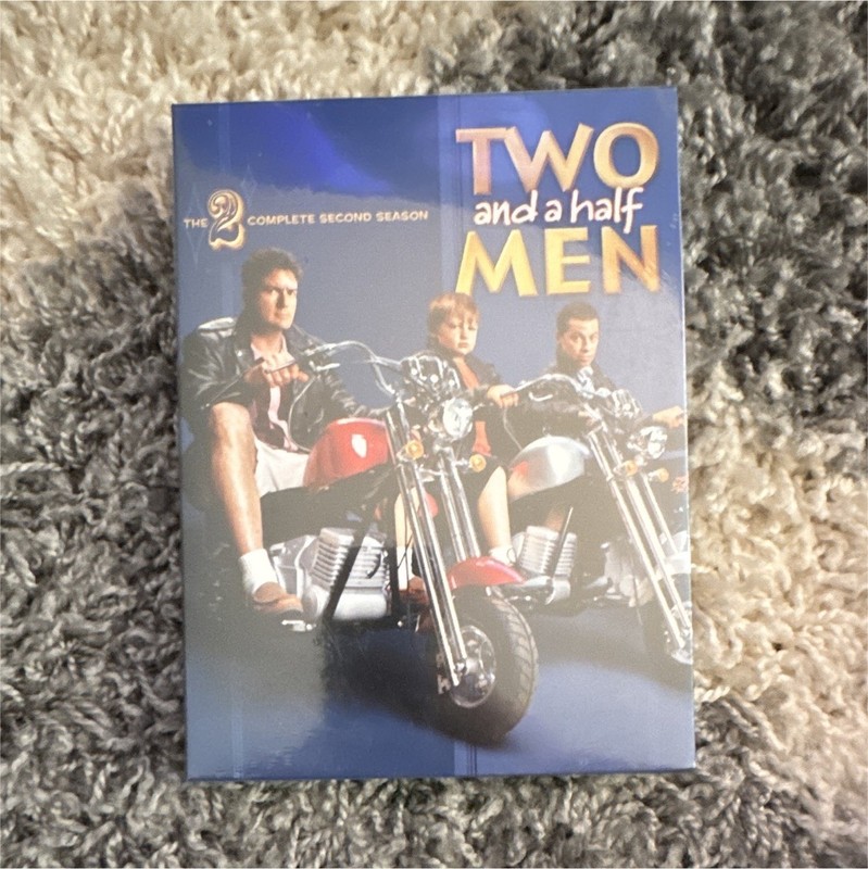 Two and a Half Men Complete Second Season DVD Box Set WS NR Eng Subtitles