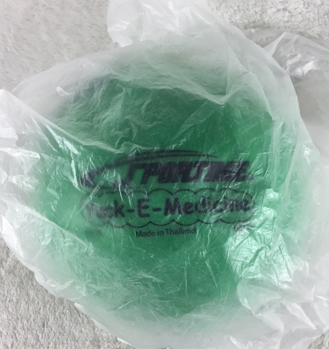 Sportime Yuck-E-Medicine Ball 4.4 lbs Green Gel-Filled Fights