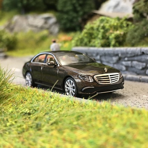 Mercedes Classe E (W213) Exclusive 2017-HO 1/87-WIKING 022703 | Condition: Neuf