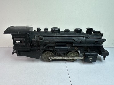 One O-27  Plastic 0-4-0 Body Steam Locomotive No Running for Parts or Repair