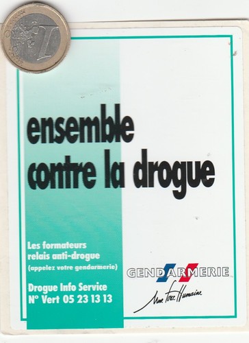 AUTOCOLLANT. Militaire