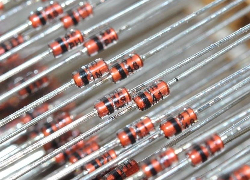 Jual Dioda Diode 1N4148 4148 DIP Fast Switching Diode 100V 200mA | Indonesia - View #12